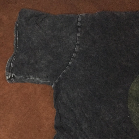 Vintage black tee shirt with smiley face size large 100% cotton - Picture 3 of 5